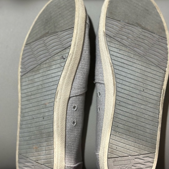 Toms Loafers Size 10 - Picture 4 of 4
